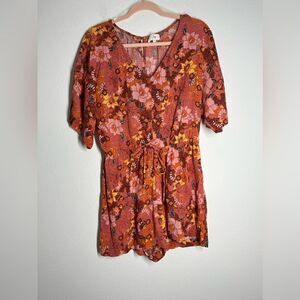 NWOT Ivy Floral Romper Jumpsuit Size M